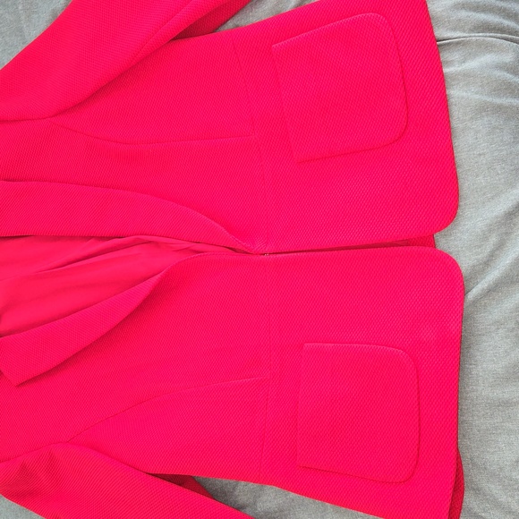 Tahari Red Blazer - Picture 2 of 5
